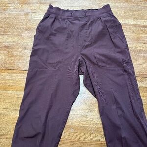 Lululemon ABC Jogger Size S Rust Color